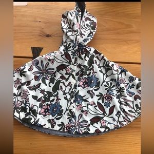 Like new PETIT BATEAU 6/18M cape